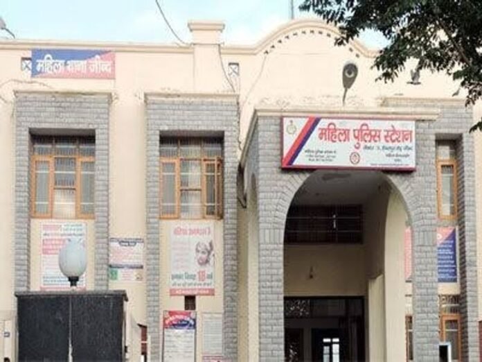 जींद में चाचा ने भतीजी से किया रेप:  गर्भवती हुई तो सामने आया मामला; पेट में दर्द हुआ तो डॉक्टर को दिखाने गई मां - Jind News