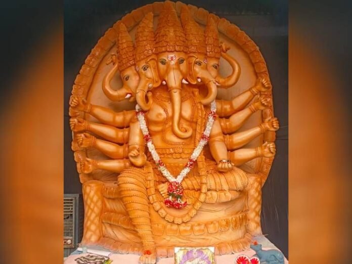 बियाबानी धार रोड पर विराजे एकता का राजे:  पंचमुखी रूप में भगवान गणेश दे रहे भक्तों को दर्शन, 16 सितंबर को होगा भंडारा - Indore News