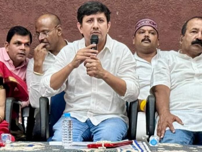 राहुल गांधी पर विजयवर्गीय का तंज:  इंदौर में आकाश विजयवर्गीय बोले- राहुल गांधी पाकिस्तान के मंत्रियों की भाषा बोल रहे है, उनके अंदर अंग्रेजों के जिंस - Indore News