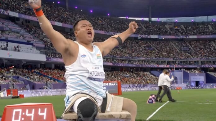 Paris Paralympics 2024: लैंडमाइन ब्लास्ट में जीवित बचे होकाटो सेमा ने शॉट-पुट में जीता ब्रॉन्ज मेडल - India TV Hindi