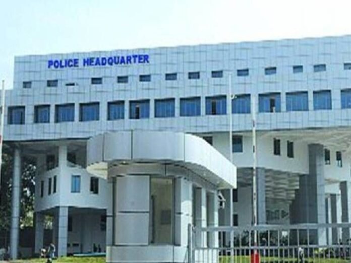 एमपी में आधी रात को बदले गए सीएम के ओएसडी:  रात एक बजे 7 सीनियर आईपीएस के ट्रांसफर आदेश; संतोष सिंह इंदौर के पुलिस कमिश्नर बने - Madhya Pradesh News