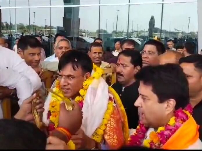 केंद्रीय मंत्री मनसुख मांडवीया ग्वालियर आए:  बोले-संस्थान ने देश के लिए बहुत और बड़े खिलाड़ियों का निर्माण किया है - Gwalior News