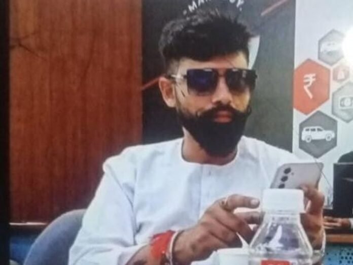 फरीदाबाद में चुनाव के दिन भाजपा कार्यकर्ता को गोली मारी:  बीजेपी प्रत्याशी विपुल गोयल मिलने पहुंचे; टेबल को लगाने को लेकर बहस हुई थी, - Faridabad News