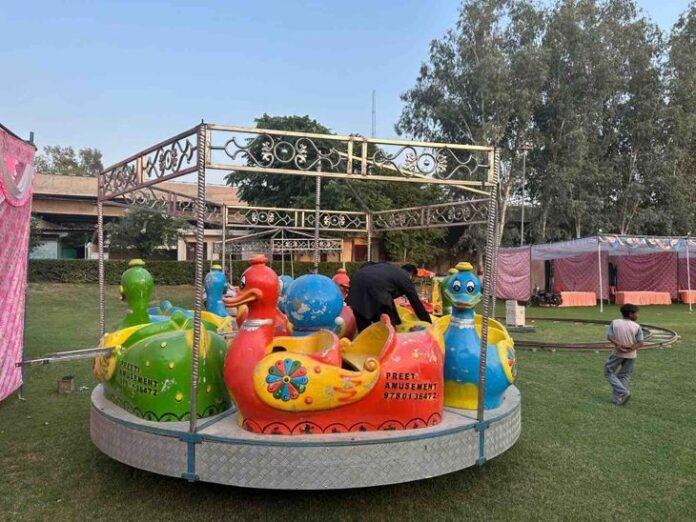 बरनाला में 3 दिवसीय ट्राईडेंट मेला आज से:  पंजाबी सिंगर सतिंदर सरताज करेंगे लाइव शो, तैयारियों में जुटे कंपनी कंपनी अधिकारी - Ludhiana News