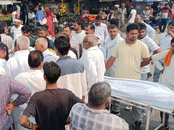 हिसार में देसी मुर्गे को लेकर मर्डर:  दो पक्ष आपस में भिड़े, तेजधार हथियार से हत्या, शव रखकर लगाया जाम - Hisar News