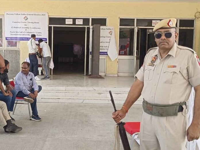 कुरूक्षेत्र में स्ट्रांग रूम पहुंची ईवीएम:  पुलिस सुरक्षा बढ़ाई गई; 8 अक्टूबर को आएंगे नतीजे - shahbad (kurukshetra) News