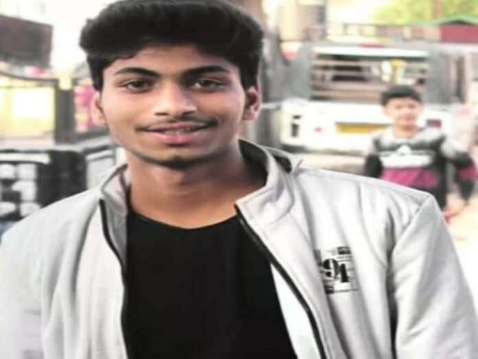 इंदौर में शादी से पहले युवक ने किया सुसाइड:  15 नवंबर को प्रेमिका से होने वाली थी मैरिज; कार्ड छप गए थे, घर में चल रही थी तैयारियां - Indore News