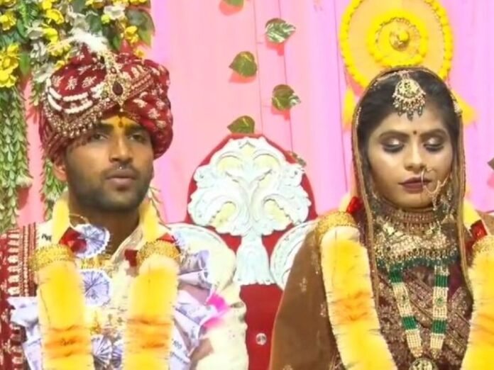 टीकमगढ़ के हटा गांव में पुलिस के पहरे में शादी:  गांव में पहली बार दलित दूल्हे की घोड़ी पर राछ निकली - Tikamgarh News