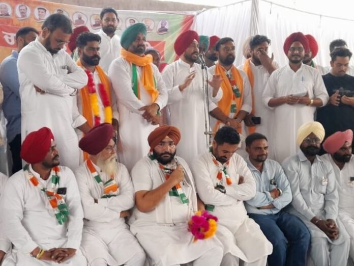 बरनाला में पूर्व सीएम चन्नी की जनसभा:  बोले- अभी तक नहीं बनाया दलित डिप्टी सीएम, रवनीत बिट्‌टू को कुछ पता नहीं - Barnala News