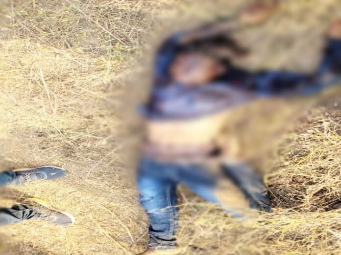 मध्यप्रदेश के युवक की रायपुर में हत्या:  10 फीट घसीटकर लाश झाड़ियों में फेंका, लकड़ी इक्कठा करने गई महिलाओं ने देखी लाश - Raipur News