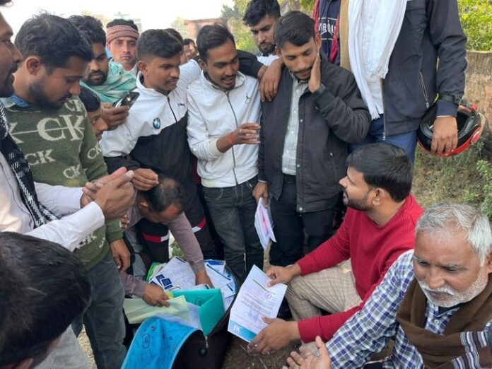 थर्मल पॉवर में काम के नाम पर ठगी का आरोप:  बक्सर में पीड़ित ने की विधायक से शिकायत, अजीत कुशवाहा ने कही कार्रवाई की बात - Buxar News