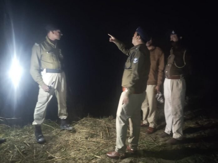 बेगूसराय में नग्न स्थिति में महिला की मिली लाश:  बोरे में बंधा हुआ था शव, हत्या कर लाश को दियारा इलाके में ठिकाने लगाने की आशंका - Begusarai News