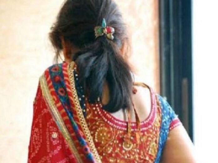 रेवाड़ी में विवाहित महिला बेटे के साथ लापता:  भाई के पास जाने की कह घर निकली थी; कैश- जेवर भी ले गई - Rewari News