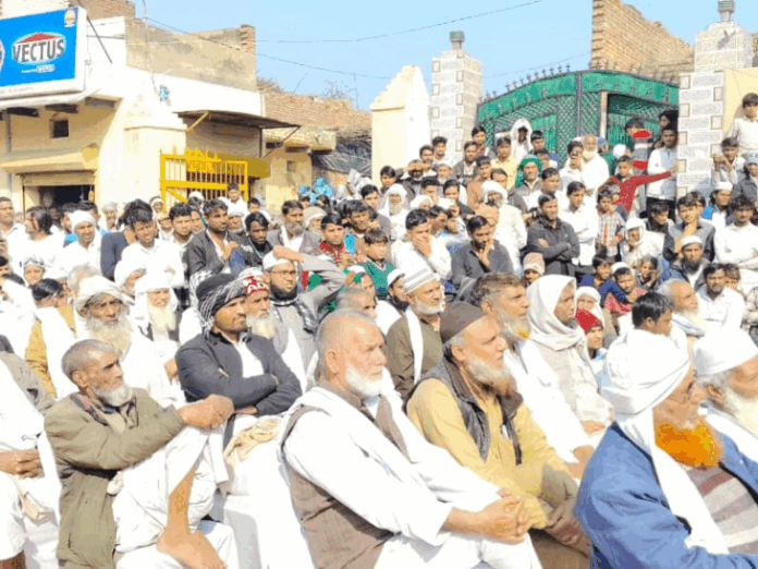 नूंह में नशा को खत्म करने की अनोखी पहल:  नशा मुक्ति सम्मेलन में पहुंचे एसपी, ग्रामीण ले सकते है बड़ा फैसला - Nuh News