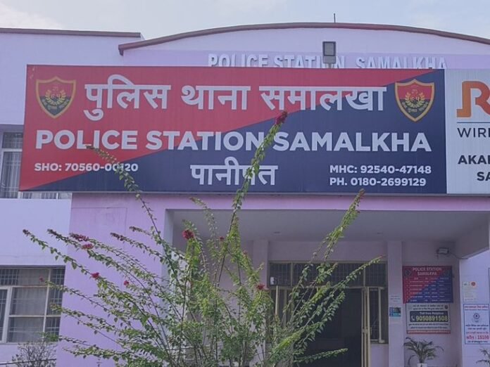 समालखा में नकली शराब फैक्ट्री का भंडाफोड़:  यूपी-दिल्ली से दो और आरोपी गिरफ्तार, ढक्कन-लेबल सप्लाई करने का आरोप - Samalkha News