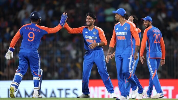 IND vs ENG: राजकोट पहुंची टीम इंडिया, BCCI ने शेयर किया अक्षर पटेल का ट्रैवल व्लॉग - India TV Hindi