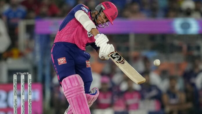 IPL 2025 से पहले इस टीम ने लॉन्च की अपनी नई जर्सी, जानिए क्या है स्पेशल? - India TV Hindi