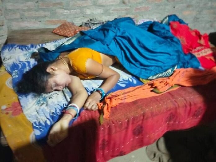 पति से विवाद के बाद महिला ने की सुसाइड:  फोन पर झगड़े के बाद लगाई फांसी, मृतक का भाई बोला- बहनोई का दूसरी लड़की से अफेयर है - Darbhanga News