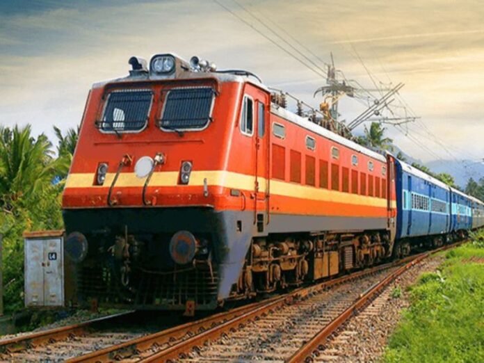  प्रयागराज मंडल में कुंभ के कारण कुछ ट्रेनें प्रभावित - Ujjain News