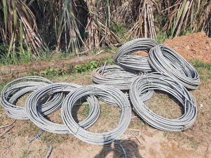सोनीपत में बिजली टावर से 4.75 लाख के तार चोरी:  5 खंभों से रात को उतारी 1500 मीटर लंबी केबल; लगातार बढ़ रही वारदात - Gohana News