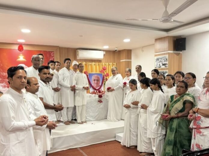 राजयोगिनी दादी हृदय मोहिनी की चौथी पुण्यतिथि:  ब्रह्माकुमारीज़ संस्थान में मनाया दिव्यता दिवस, विश्वशांति के लिए की सामूहिक योग साधना - Bhopal News