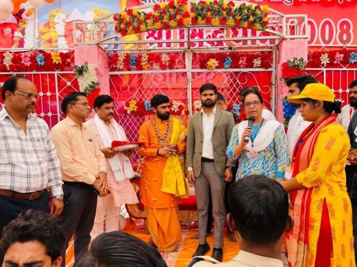 अशोकनगर में बाल विवाह पर प्रशासन की कार्रवाई:  अक्षय तृतीया पर 3 नाबालिग जोड़ों की शादी रोकी; दस्तावेजों के चेकिंग में हुआ खुलासा - Ashoknagar News