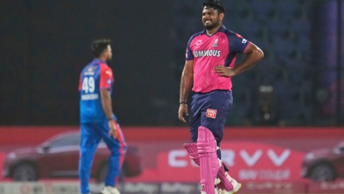 आखिर ऐसा क्या हुआ, संजू सैमसन को बीच मैच में क्यों छोड़ना पड़ा मैदान, टीम की बढ़ी टेंशन - India TV Hindi