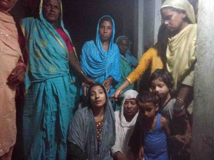 बूढ़ी गंडक नदी में डूबे दो बच्चे, मौत:  मोतिहारी के सेमरा घाट पर नहाते समय हादसा, गोताखोर ने शव को निकाला - Motihari (East Champaran) News