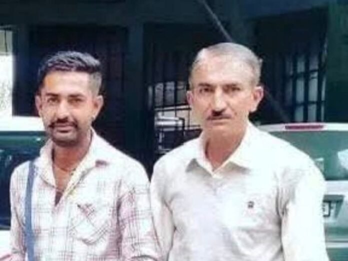 शिमला में कार दुर्घटनाग्रस्त, पिता-पुत्र की मौत:  पत्नी समेत 3 घायलों, IGMC शिमला रेफर, आज होगा पोस्टमॉर्टम और अंतिम संस्कार - Shimla News