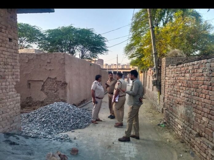 सिरसा में पुलिस ने चलाया ऑपरेशन आक्रमण:  39 टीमों की कार्रवाई, 35 अपराधी गिरफ्तार, शराब-लाहन, नकदी और हेरोइन जब्त - rania News