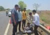 सिवनी के छपारा में हुई बाइक दुर्घटना में युवक घायल:  सिवनी विधायक ने घायल को पहुंचाया अस्पताल; बयान लेने पुलिस पहुंची - Seoni News