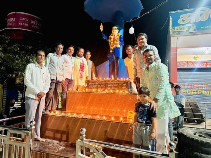 अकोदिया नगर परिषद में दी अंबेडकर को श्रद्धांजलि:  भाजपा नेताओं ने दीप प्रज्ज्वलित कर किया संविधान निर्माता को याद - AKODIA News