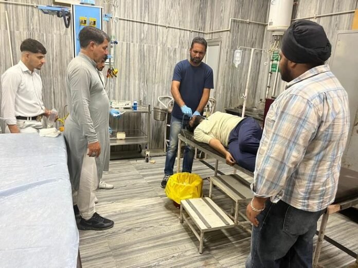 अबोहर में युवक ने निगला जहर:  घरेलू विवाद के चलते परेशान, बठिंडा किया गया रेफर, दो बच्चों का पिता - Abohar News