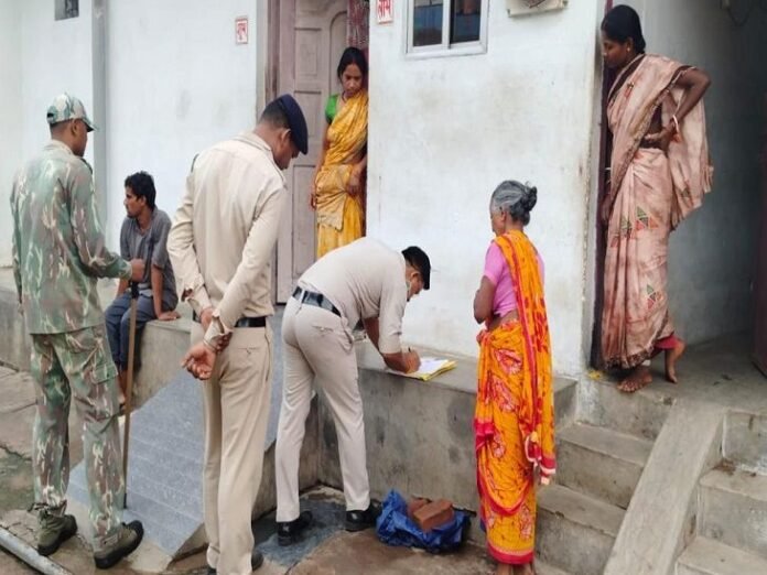 अवैध प्रवासियों को खोजने पुलिस ने फिर चलाया अभियान:  474 के यहां की गई तलाशी, 103 संदिग्धों की हुई पहचान - durg-bhilai News