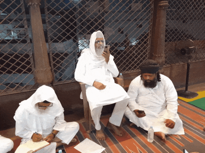 ईदुल अजहा 7 जून को मनाई जाएगी:  शहरकाजी ने मोती मस्जिद में चांद दिखाई देने का किया ऐलान - Bhopal News