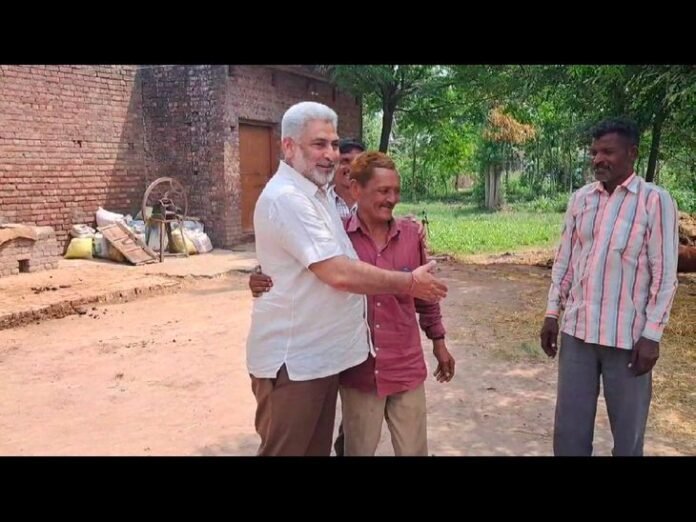 पंजाब में भारत-पाक बॉर्डर के दौरे पर मंत्री कटारूचक:  लोगों से कहा- घबराएं नहीं, सरकार हर हाल में आपके साथ खड़ी - Pathankot News