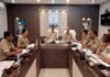 बिलासपुर रेंज आईजी का जांजगीर-चांपा दौरा:  थाना प्रभारियों को कम्युनिटी पुलिसिंग बढ़ाने और बिट सिस्टम को मजबूत करने के निर्देश - janjgir champa News