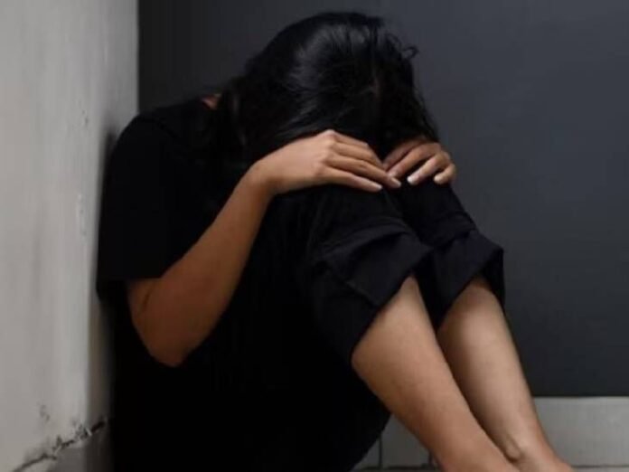 भोपाल में महिला से रेप, धर्म बदलने का दबाव बनाया:  आरोपी ने पीड़िता के भाई और परिवार को भी धमकाया - Bhopal News