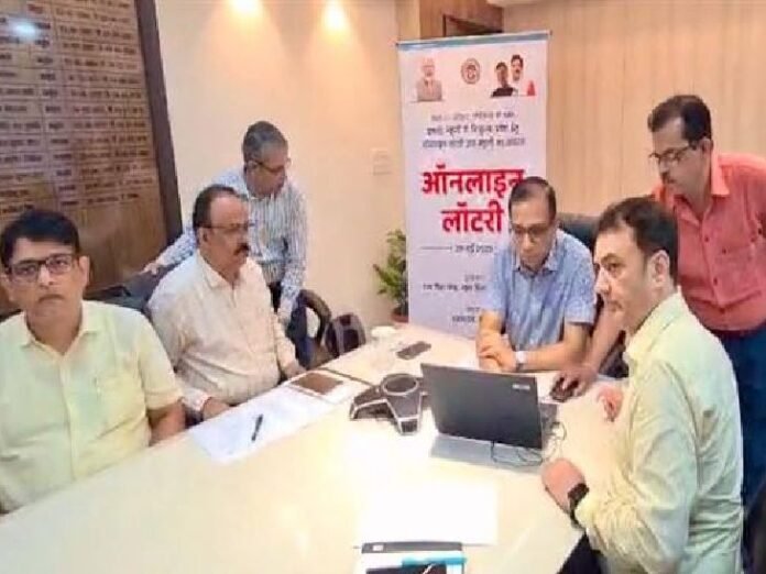 मप्र में लॉटरी के जरिए RTE से एडमिशन:  83 हजार बच्चों को प्राइवेट स्कूलों में मिला निशुल्क प्रवेश - Bhopal News