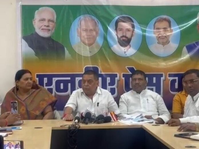 लालू-तेजस्वी संपत्ति की गणना वाले-नीरज कुमार:  जदयू प्रवक्ता बोले-दूसरे राज्यों की संपत्ति का पता ना चल पाए इसलिए जातिगत जनगणना से डरे - Nawada News