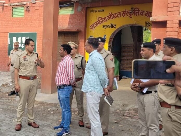 हांसी में दो केंद्रों पर 4 मई को नीट परीक्षा:  14 पुलिसकर्मी तैनात; इलेक्ट्रॉनिक उपकरण और क्षेत्र में ड्रोन उड़ाने पर पाबंदी - Hansi News