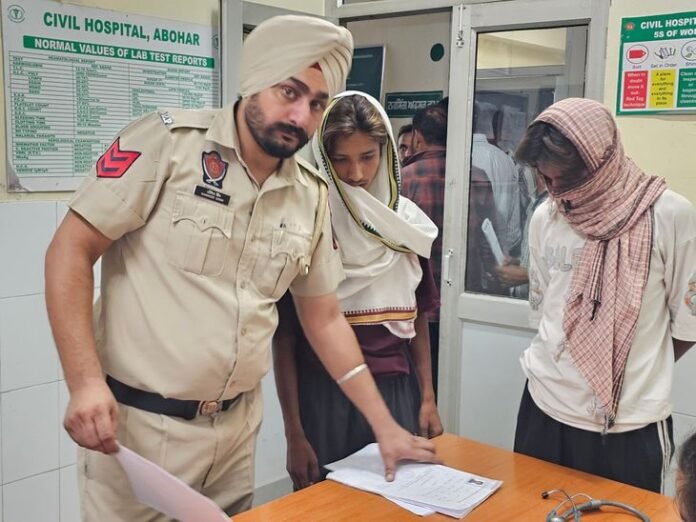 अबोहर में गाड़ियां चुराने वाले 2 गिरफ्तार:  अस्पताल के बाहर से कार की थी चोरी, साथी फरार - Abohar News