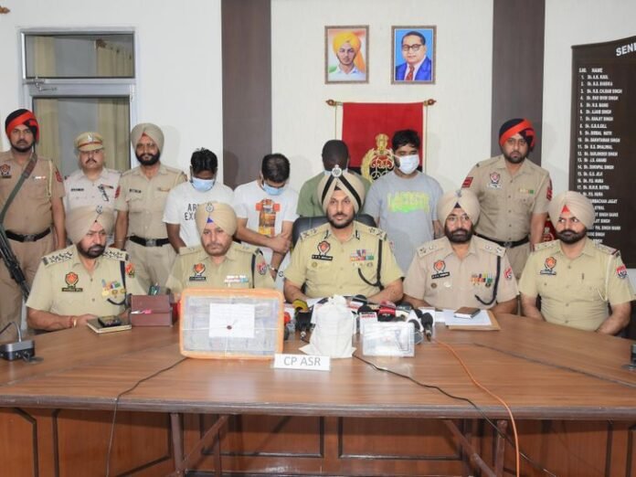 अमृतसर में कोकीन सप्लायर नाइजीरियन समेत 6 गिरफ्तार:  बेटे के इलाज के लिए भारत आया था, फिर ड्रग तस्करी में हुआ शामिल - Amritsar News