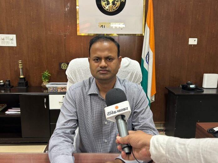 आजमगढ़ में 4 करोड़ की लागत से बनेगा कंपोजिट विद्यालय:  मुख्यमंत्री कंपोजिट विद्यालय में प्री प्राइमरी से लेकर कक्षा 12 तक की पढ़ाई होगी मुफ्त दी जाएगी डिजिटल शिक्षा - Azamgarh News