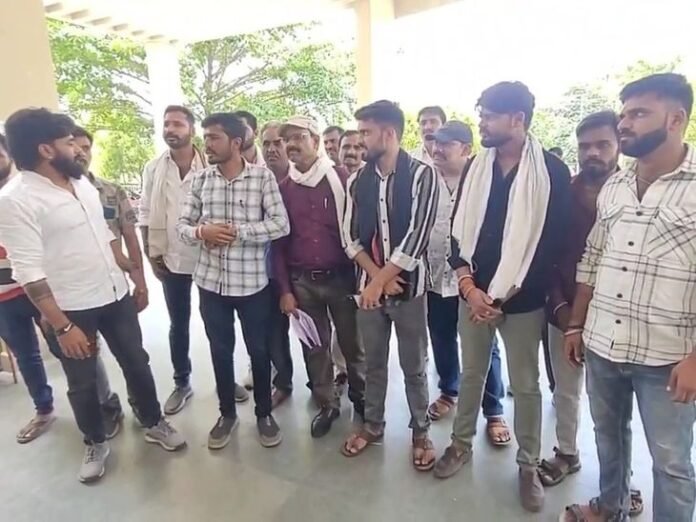 इतिहास और पुरातात्विक धरोहर में छेड़छाड़ की शिकायत:  विदिशा में गुर्जर समाज ने कहा- एक माह में मांग पूरी न होने पर करेंगे आंदोलन - Vidisha News