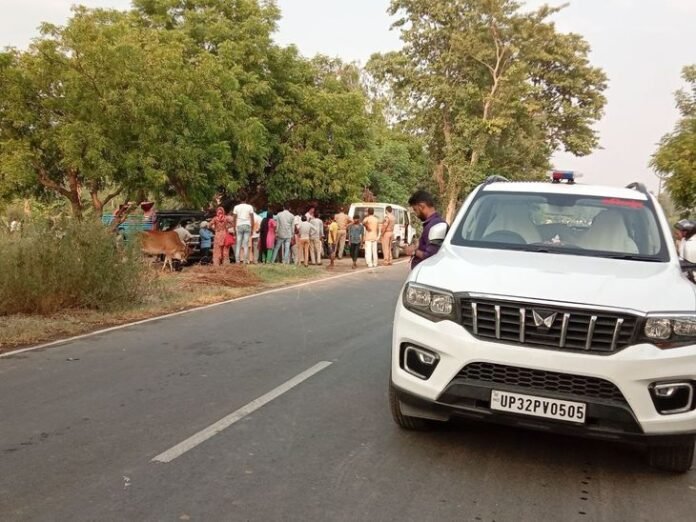 कब्रिस्तान में शव दफनाने को लेकर दो समुदायों में विवाद:  एसडीएम ने दोनों पक्षों से बात, निजी जमीन पर किया गया अंतिम संस्कार - Barabanki News