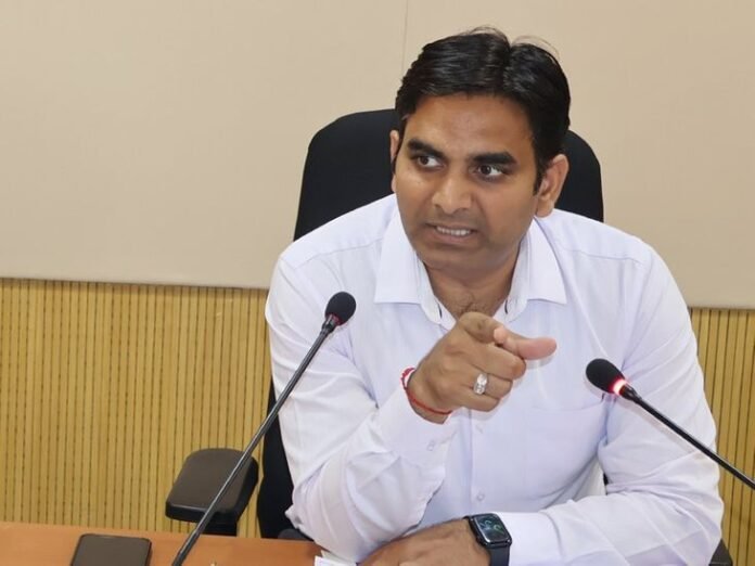 कांगड़ा में ड्रोन संचालन के लिए नया नियम:  7 दिन में थाने में पंजीकरण करवाना जरूरी, उल्लंघन पर होगी कार्रवाई - Kangra News