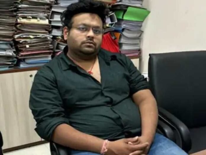 कारोबारी ने बोगस फर्मों से 26 करोड़ टैक्स की चोरी:  अमन अग्रवाल की पहली गिरफ्तारी, मृतकों के नाम से जारी नंबर इस्तेमाल किए - Chhattisgarh News