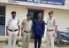 गांजा तस्करी का आरोपी भोपाल से पकड़ाया:  जशपुर में नाम बदलकर ड्राइवर बना; कार में 2 लाख का गांजा ले जा रहे थे - Jashpur News