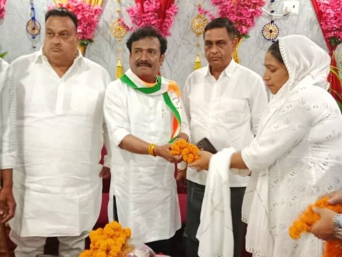 गुरुग्राम में कांग्रेस के शहरी और ग्रामीण दो जिलाध्यक्ष बनेंगे:  संगठन सृजन अभियान की बैठक, पर्यवेक्षक जीसी चंद्रशेखर रहे शामिल - Farrukh Nagar News